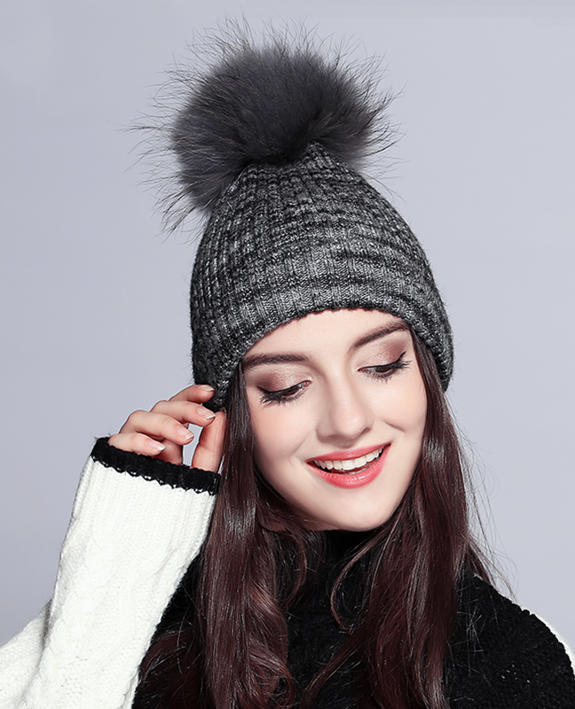 Premium Raccoon Fur Beanie Premium Raccoon Fur Beanie