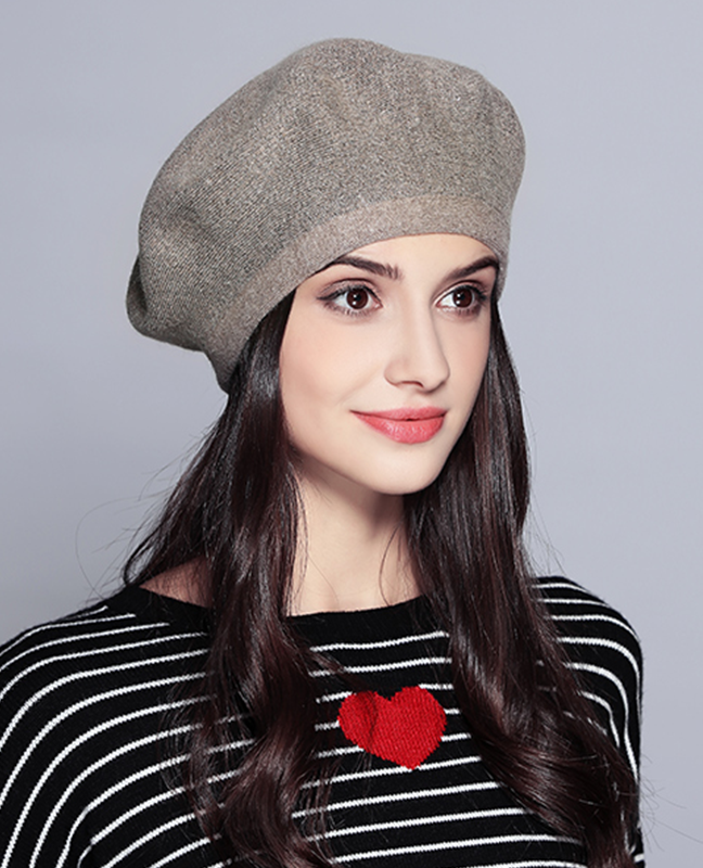 Elegant Knitted Beret Elegant Knitted Beret