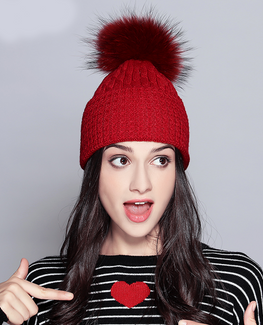 Elegant Raccoon Fur Beanie